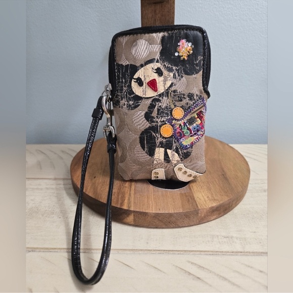 Coach Handbags - Coach Poppy Chan “Pepper” Wristlet - Signature Appliqué Character Wristlet RARE